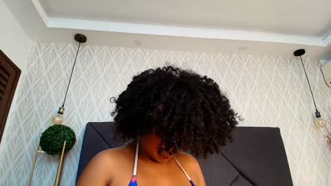 Naty online show from February 2025 07:04:01 PM