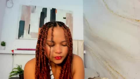 Naty online show from September 2025 07:15:02 PM