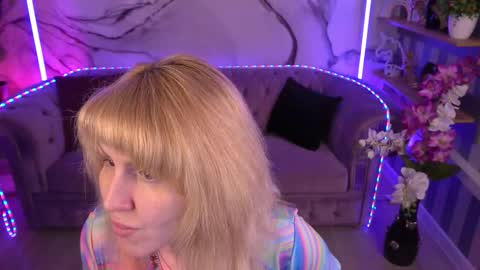 Snapshot of natalychanell chatting on September 2025 09:14:01 PM natalychanell online show from September 2025 09:14:01 PM