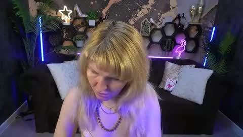 Snapshot of natalychanell chatting on September 2025 09:47:02 PM natalychanell online show from September 2025 09:47:02 PM