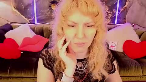 Snapshot of natalychanell chatting on September 2025 09:28:02 PM natalychanell online show from September 2025 09:28:02 PM