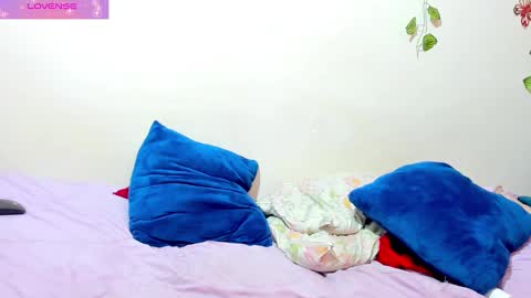 Snapshot of natalystevens chatting on December 2024 06:27:01 PM natalystevens online show from December 2024 06:27:01 PM