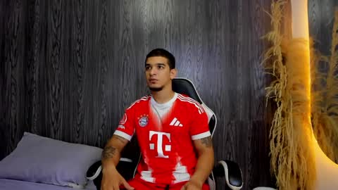 natan_77 online show from May 2026 11:57:02 PM