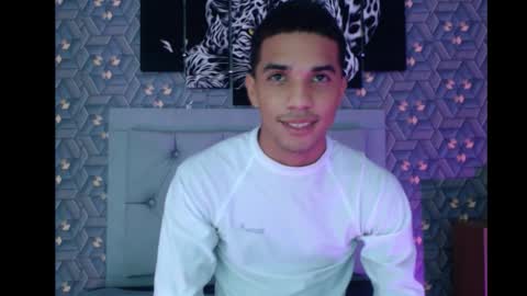 Snapshot of natan_latino chatting on October 2025 03:39:02 AM Natan online show from October 2025 03:39:02 AM