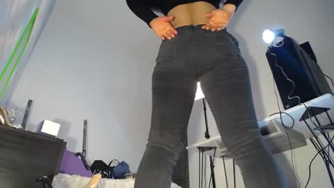 Natasha Bernett online show from January 2025 03:23:01 AM