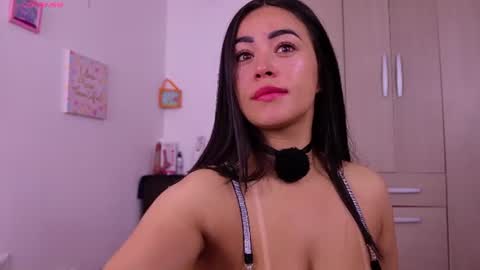 Snapshot of natasha_klump chatting on June 2026 10:07:02 AM natasha_klump online show from June 2026 10:07:02 AM