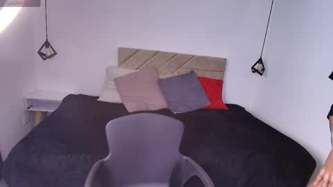 N A T A S H A online show from April 2026 07:15:02 PM