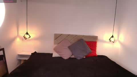 N A T A S H A online show from April 2026 08:10:01 PM