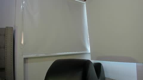 Natasha Claus online show from June 2026 07:03:02 PM