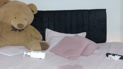 Natasha online show from February 2026 09:55:02 PM