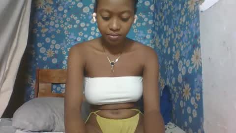 nathalia069 online show from May 2026 11:38:01 AM