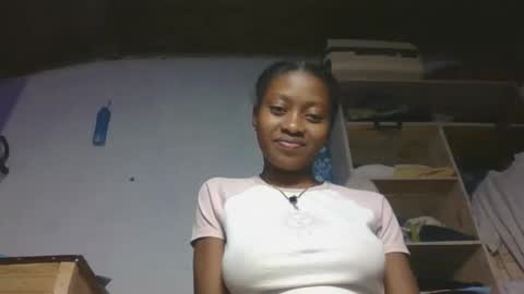 nathalia069 online show from June 2026 06:46:02 PM