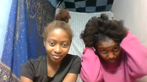nathalia069 online show from June 2026 01:15:02 PM