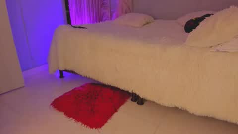 Nataly independent model dont forget to leave your like that will help me grow as a model online show from October 2025 08:05:02 AM