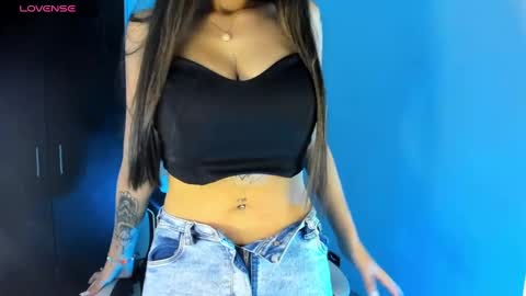 Nathalie online show from December 2024 01:26:02 AM