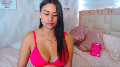 Nathalie Rose online show from April 2026 07:07:02 PM