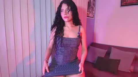 Snapshot of nathaly_evans18 chatting on March 2026 05:22:02 AM nathaly_evans18 online show from March 2026 05:22:02 AM