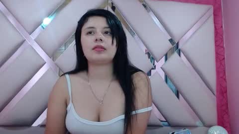 nathaly low online show from November 2025 02:55:02 AM