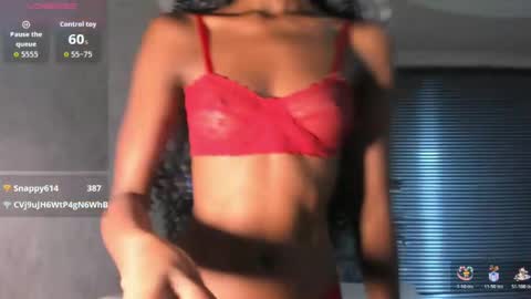 Snapshot of nathalyleen chatting on May 2026 07:45:02 PM online show from May 2026 07:45:02 PM