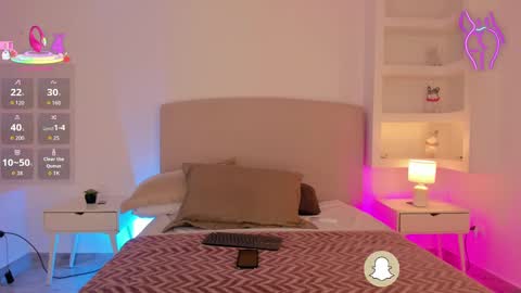 NATHALY  online show from October 2025 10:45:01 AM