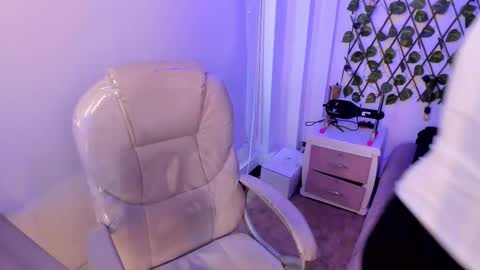 Snapshot of nathalyy_ds chatting on September 2025 07:26:02 PM nathalyy_ds online show from September 2025 07:26:02 PM