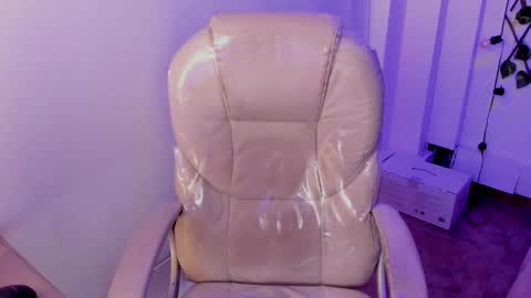 Snapshot of nathalyy_ds chatting on October 2025 09:02:01 PM nathalyy_ds online show from October 2025 09:02:01 PM