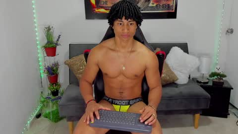 Snapshot of nathan_sexy247 chatting on January 2025 04:02:01 AM Nathan online show from January 2025 04:02:01 AM