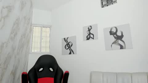 Snapshot of nathan_shimmer chatting on September 2025 09:27:01 PM nathan_shimmer online show from September 2025 09:27:01 PM