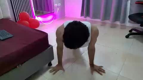 Snapshot of nathan_shimmer chatting on September 2025 10:01:02 PM nathan_shimmer online show from September 2025 10:01:02 PM