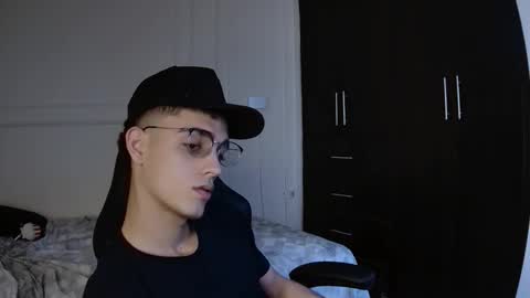 nathan_shimmer online show from December 2025 01:26:01 PM