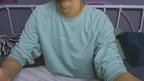 Snapshot of nathanbruce chatting on June 2026 11:25:02 AM N A T H AN online show from June 2026 11:25:02 AM