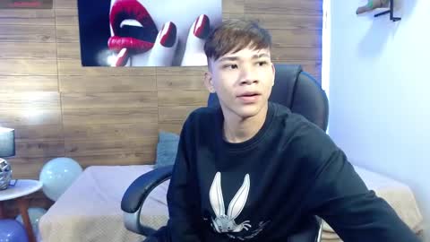 nathanclay online show from October 2025 03:48:02 AM