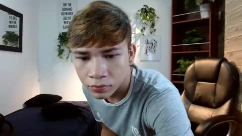 Snapshot of nathanclay chatting on May 2026 04:18:01 AM nathanclay online show from May 2026 04:18:01 AM