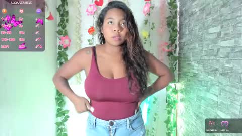 Naty online show from October 2025 09:00:02 PM