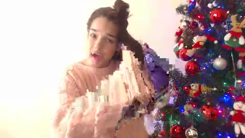 Nathalia online show from November 2025 01:10:01 PM