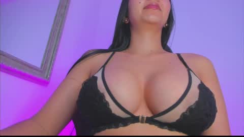 Nathyy online show from April 2026 06:10:01 PM