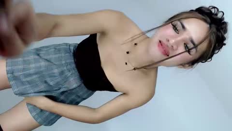 Nathalie smith online show from April 2026 02:58:01 AM