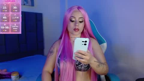 Snapshot of natti_bluee chatting on April 2026 03:18:01 AM natti_bluee online show from April 2026 03:18:01 AM