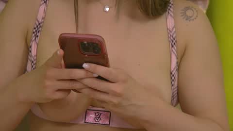 Snapshot of nattydevon chatting on May 2026 05:37:02 AM Natty online show from May 2026 05:37:02 AM