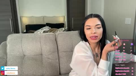 Snapshot of nattywithoutdaddy chatting on February 2025 06:32:02 PM NATTY FIERROS online show from February 2025 06:32:02 PM