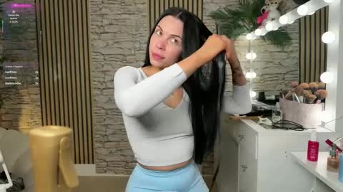 Snapshot of nattywithoutdaddy chatting on November 2025 09:17:01 PM NATTY FIERROS online show from November 2025 09:17:01 PM