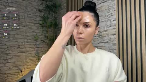 Snapshot of nattywithoutdaddy chatting on December 2025 06:22:01 AM NATTY FIERROS online show from December 2025 06:22:01 AM