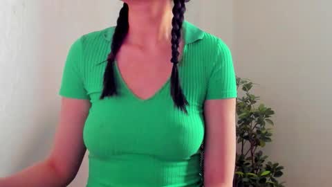 peach online show from December 2025 09:03:01 AM