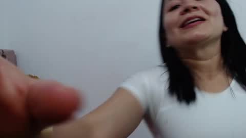 Snapshot of naturally_mature chatting on March 2025 04:47:02 AM Sammy online show from March 2025 04:47:02 AM