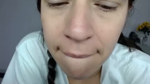 natutalcorps online show from November 2025 01:00:02 PM