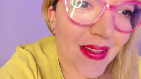 Nataly online show from November 2025 07:32:02 PM