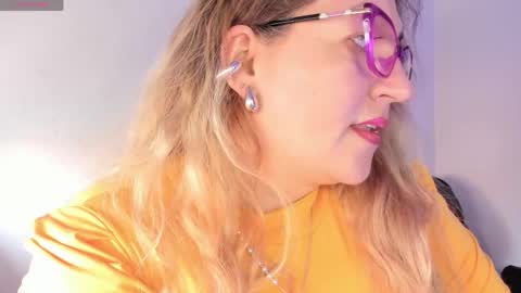 Nataly online show from April 2026 05:37:01 PM