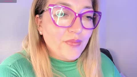 Snapshot of naty__mature_ chatting on April 2026 06:16:01 PM Nataly online show from April 2026 06:16:01 PM
