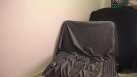      online show from March 2025 03:29:02 AM