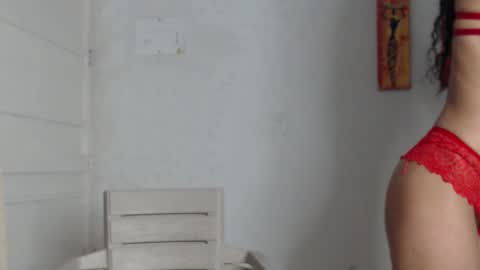 Snapshot of natzumi_mcqueen chatting on February 2025 04:36:02 PM Stella Mcqueen online show from February 2025 04:36:02 PM